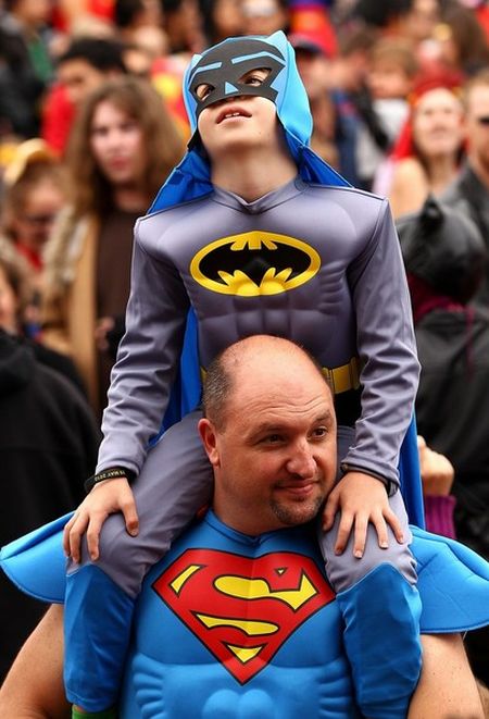 Люди в костюмах супергероев (27 фото)