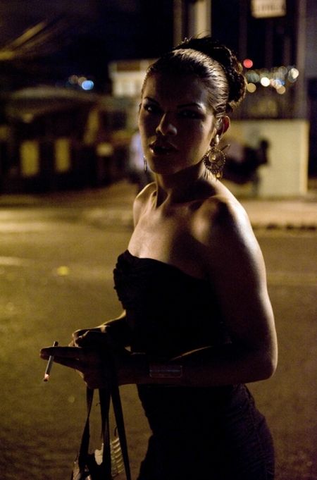 Транссексуальные проститутки в столице Гондураса (20 фото)