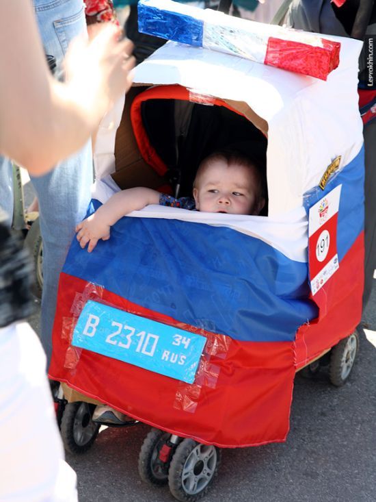 Парад необычных детских колясок в Волгограде (55 фото)