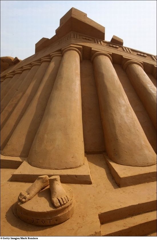 Фестиваль скульптур из песка (24 фото)