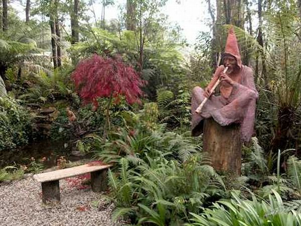 Сад деревянных скульптур в Мельбурне, Австралия (33 фото)
