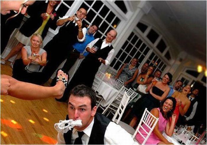 Смешные свадебные фотографии (37 фото)