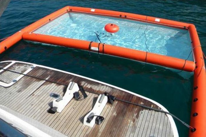 Отличный съемный бассейн для яхт (11 фото)