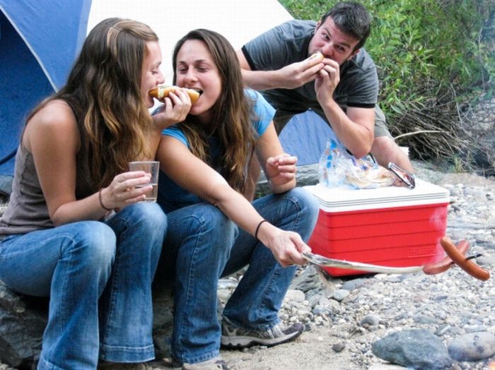 Девушки едят хот-доги (78 фото)