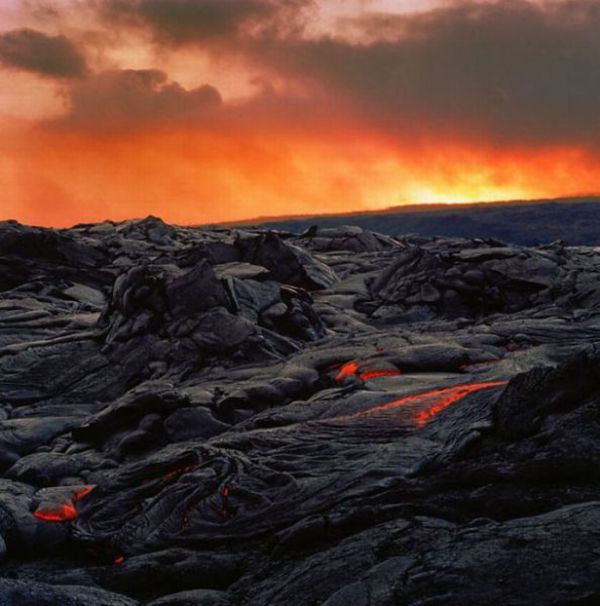 Килауэа - вулкан, который извергается 27 лет (22 фото)