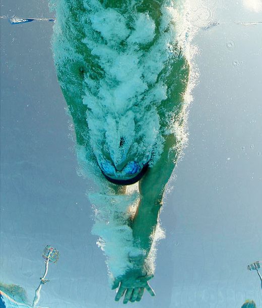 Подводные фотографии пловцов (24 фото)