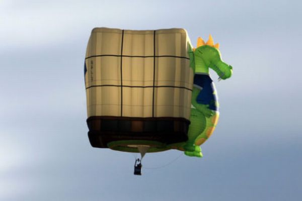Первый в мире воздушный шар с прозрачным дном (7 фото + видео)