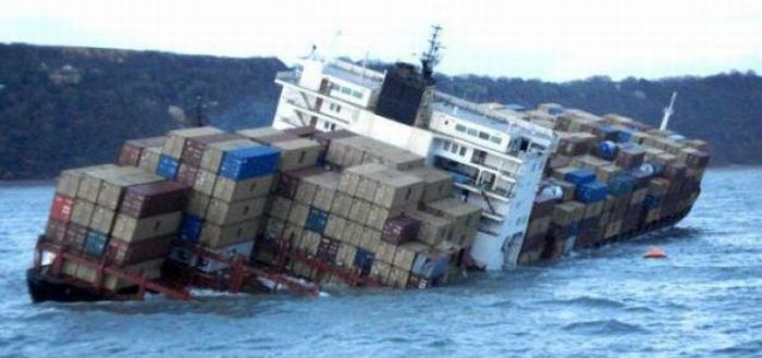 Плохие вещи, которые могут произойти с грузовыми кораблями (95 фото)