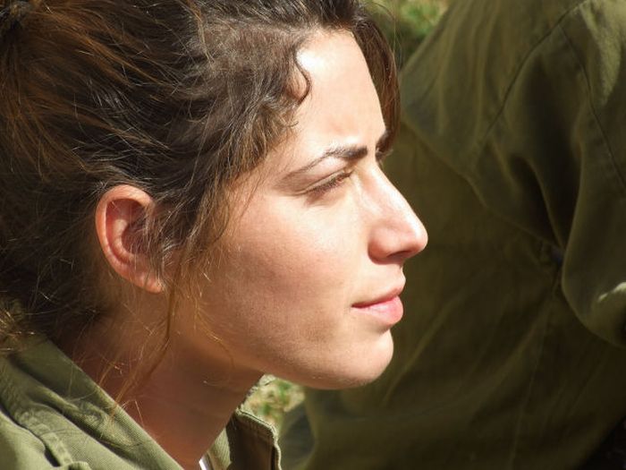 Красивые девушки из вооруженных сил Израиля (53 фото)