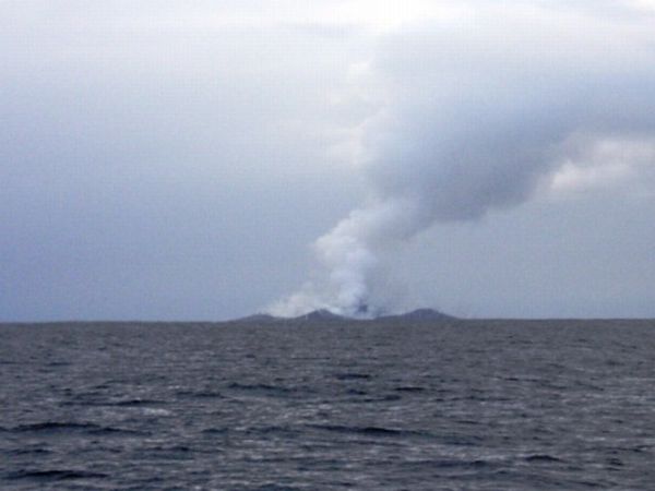 Извержение подводного вулкана (14 фото)