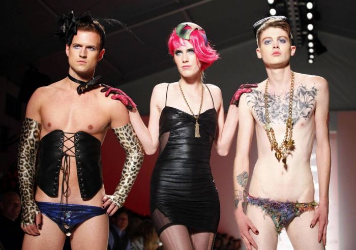 Самая необычные модные тенденции на Неделе моды в Нью Йорке (21 фото)