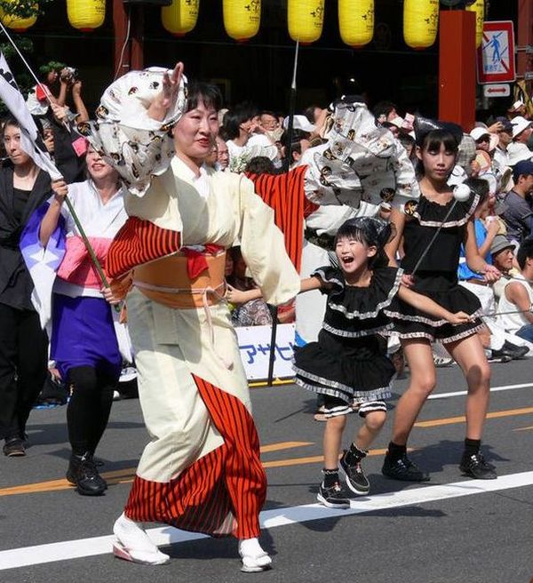 Карнавал Самбы в Японии (24 фото)