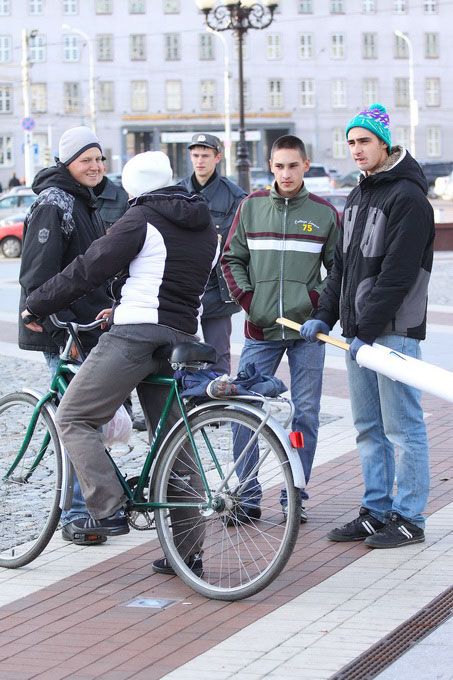 Акция против микроблогов и сожжение чучела Павла Дурова (24 фото)