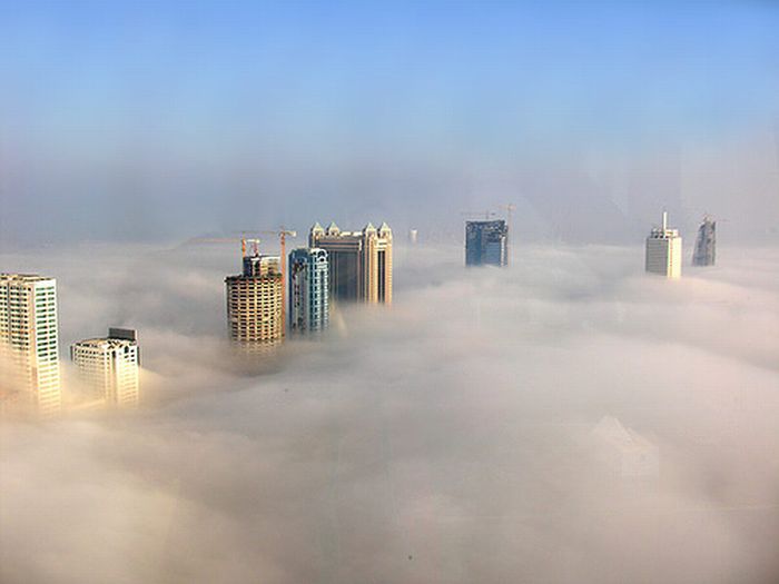 Дубай в тумане (8 фото)