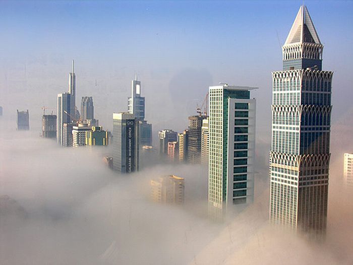 Дубай в тумане (8 фото)
