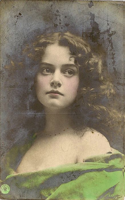 Красивые женщины прошлого (105 фото)