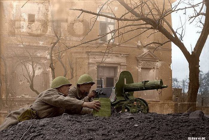 Вторая Мировая война в цвете (77 фото)