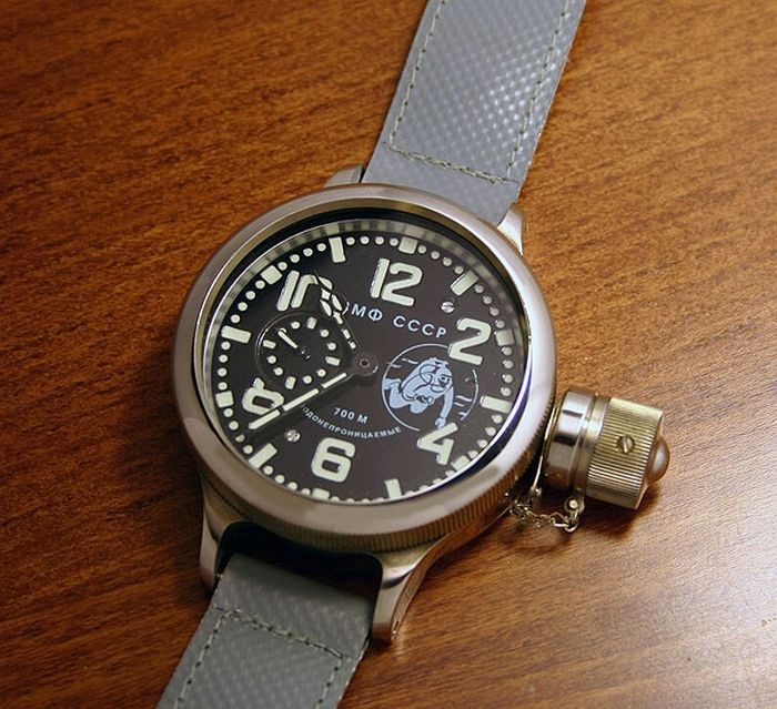 Сдать наручные часы. Часы Альбатрос 4455 м-1. Советские наручные часы. Советские армейские часы. Наручные часы советских времен.
