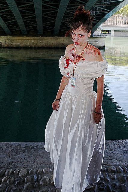 Невесты-зомби (20 фото)