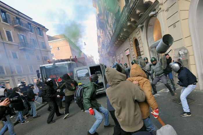 Беспорядки в Риме (36 фото)