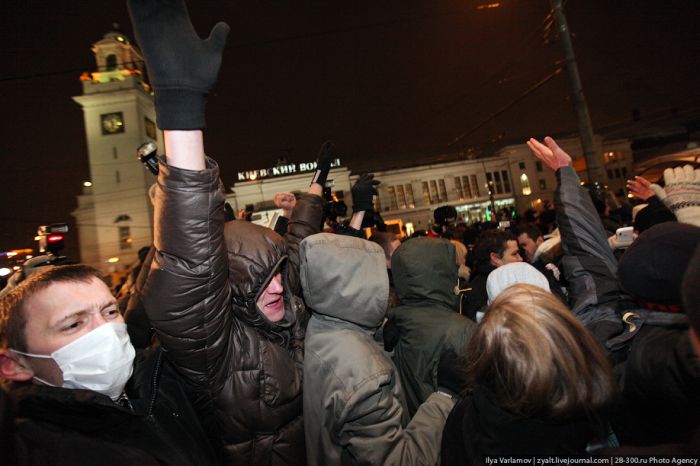Беспорядки в Москве. 15 декабря (28 фото)