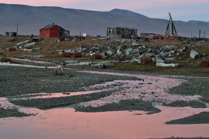 Загрязнение Арктики (16 фото)
