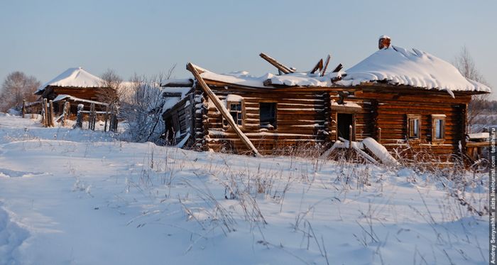 Брошенная деревня в Пермском крае (28 фото)
