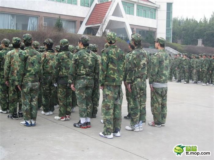 Китайская военная форма (7 фото)