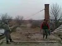 Снос трубы закончился плохо  (1.3 мб)