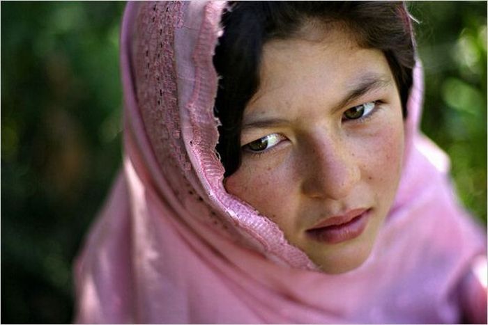 Афганские жены (8 фото)
