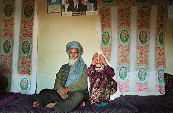 Афганские жены (8 фото)