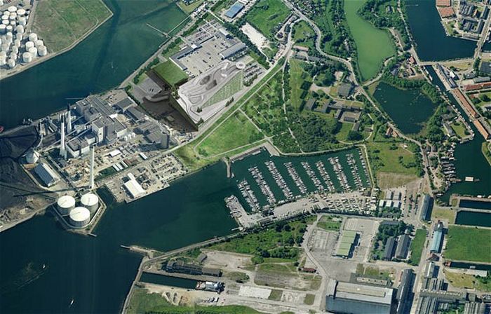 Мусоросжигательный завод в Копенгагене (10 фото)
