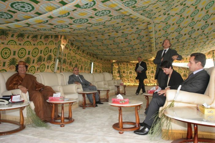 Шатер каддафи в москве фото