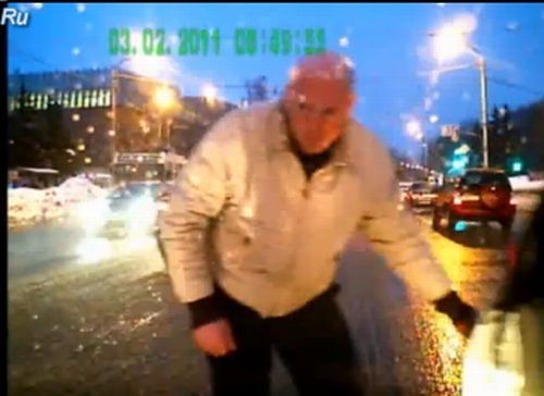 Из присланного. Ситуация на дороге (7.0 мб)