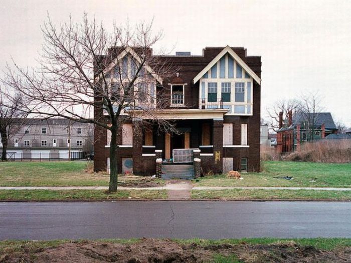 Дома Детройта (98 фото)