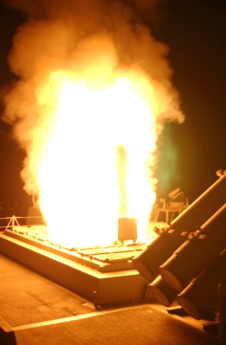 Взрывы ракет (24 фото)