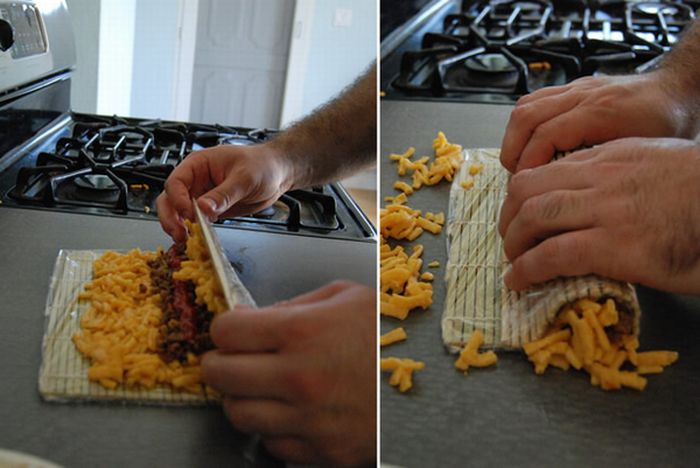 Приготовление суши роллов из макарон и сыра (15 фото)