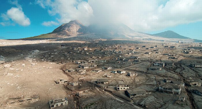Захватывающие фотографии после извержения вулкана (40 фото)