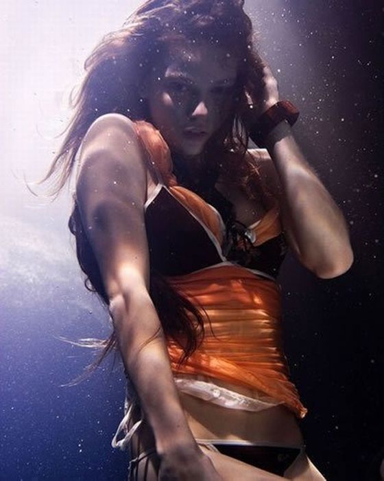 Красивые девушки в воде. Стоковое фото № , фотограф Serg Zastavkin / Фотобанк Лори