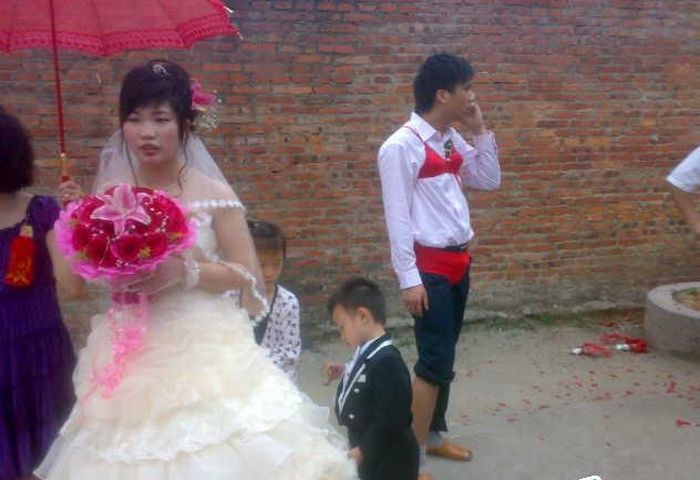 На китайской свадьбе (8 фото)