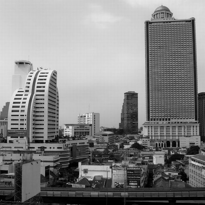 Небоскреб в Бангкоке (24 фото)