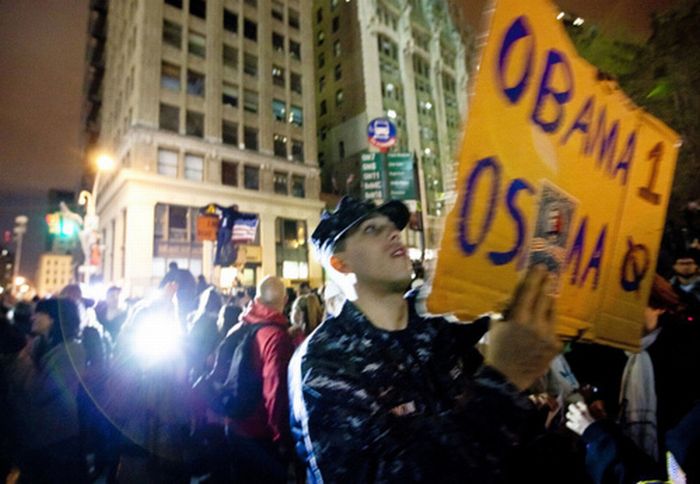 Америка празднует смерть Осамы бин Ладена (40 фото)