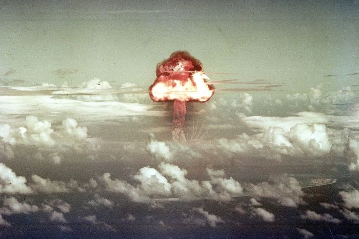 Испытание ядерной бомбы (39 фото)