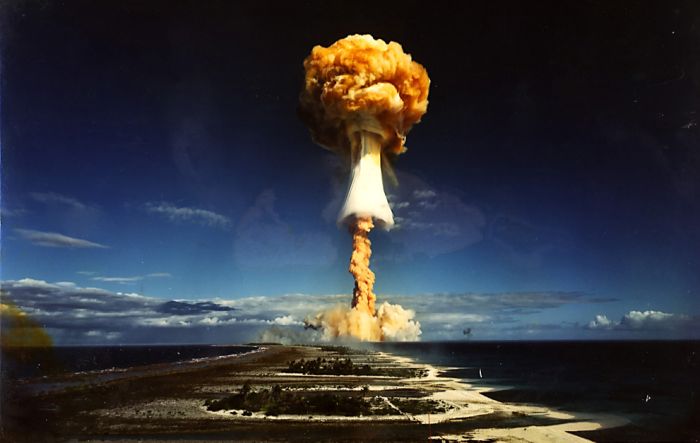 Испытание ядерной бомбы (39 фото)