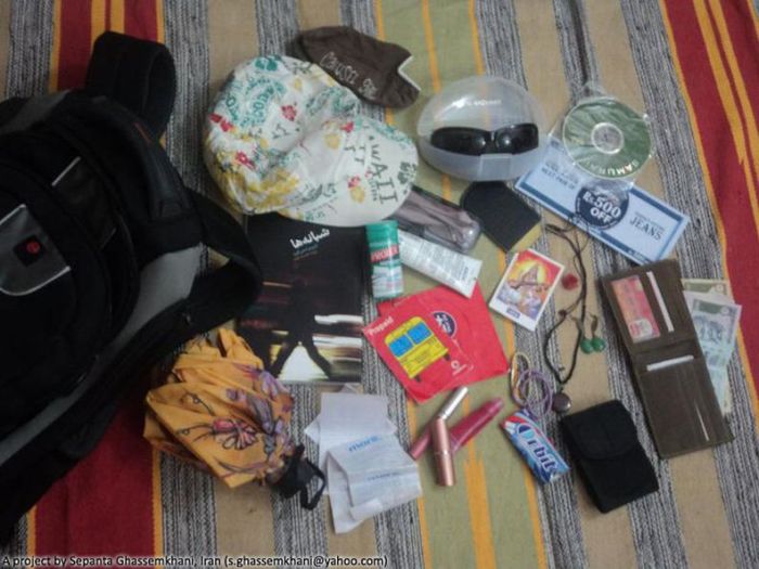 Что в сумках у иранцев? (155 фото)