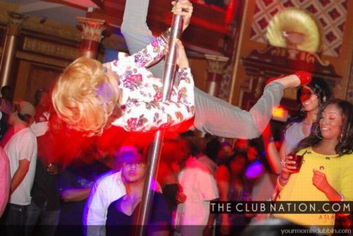 Женщины в ночных клубах (125 фото)