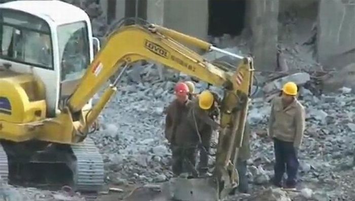 Сумасшедшие строители из Китая (14 фото)