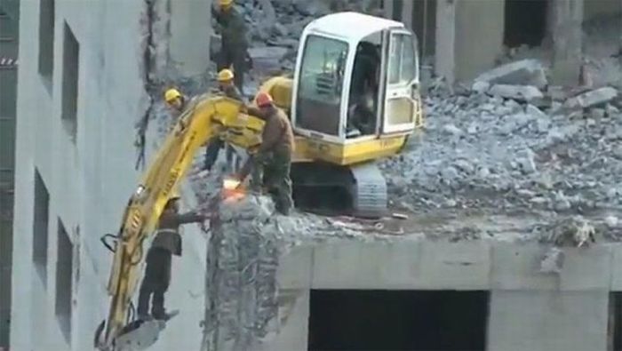 Сумасшедшие строители из Китая (14 фото)