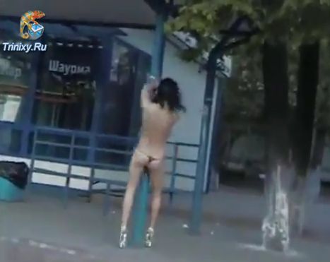 Девушка проиграла спор (видео)