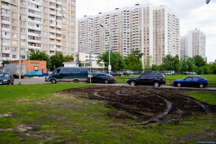 Парковка по-московски (35 фото)